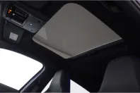 Volkswagen Golf din 2024 cu 4.244 km - oferta VOL161838 - foto 22