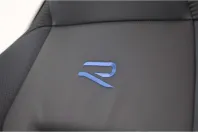 Volkswagen Golf din 2024 cu 4.244 km - oferta VOL161838 - foto 23