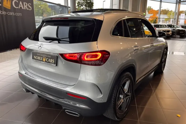 Mercedes-Benz GLA 250 din 2021 cu 49.900 km - oferta MER161842 - foto 7