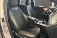 Mercedes-Benz GLA 250 din 2021 cu 49.900 km - oferta MER161842 - foto 28