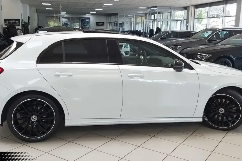 Mercedes-Benz A 250 din 2023 cu 17.000 km - oferta MER161843 - foto 11