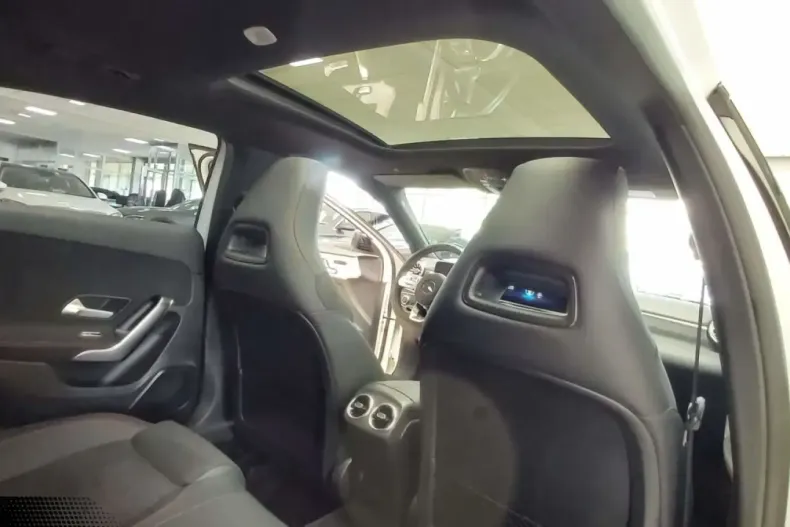 Mercedes-Benz A 250 din 2023 cu 17.000 km - oferta MER161843 - foto 20