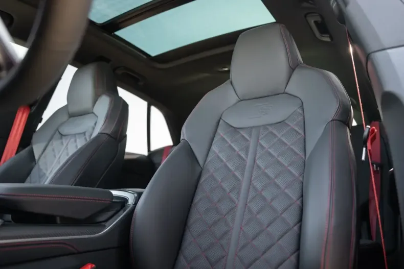 Audi Q8 din 2025 cu 15.900 km - oferta AUD161844 - foto 10