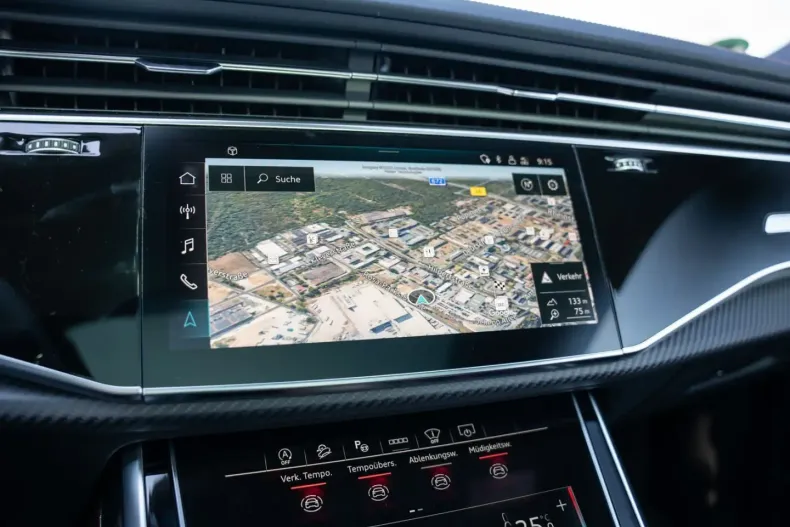 Audi Q8 din 2025 cu 15.900 km - oferta AUD161844 - foto 12