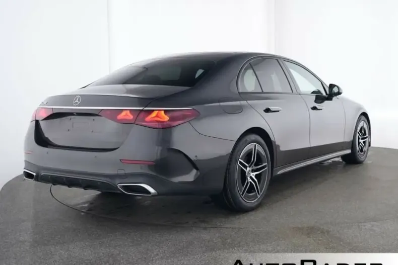 Mercedes-Benz E 200 din 2023 cu 50.950 km - oferta MER161845 - foto 3