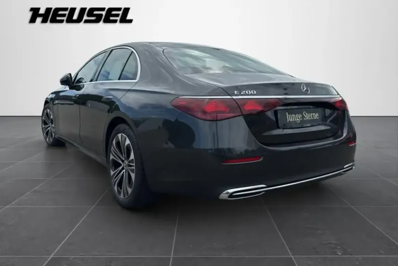 Mercedes-Benz E 200 din 2023 cu 52.397 km - oferta MER161846 - foto 7
