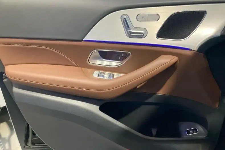 Mercedes-Benz GLE 350 din 2025 cu 8.266 km - oferta MER161847 - foto 15