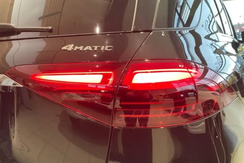 Mercedes-Benz GLE 350 din 2025 cu 8.266 km - oferta MER161847 - foto 18