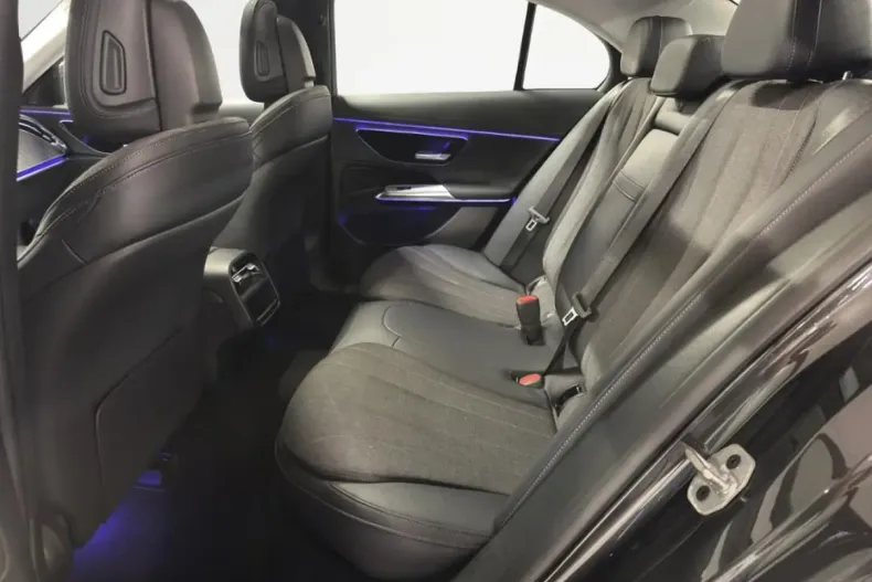 Mercedes-Benz E 200 din 2023 cu 48.024 km - oferta MER161849 - foto 10