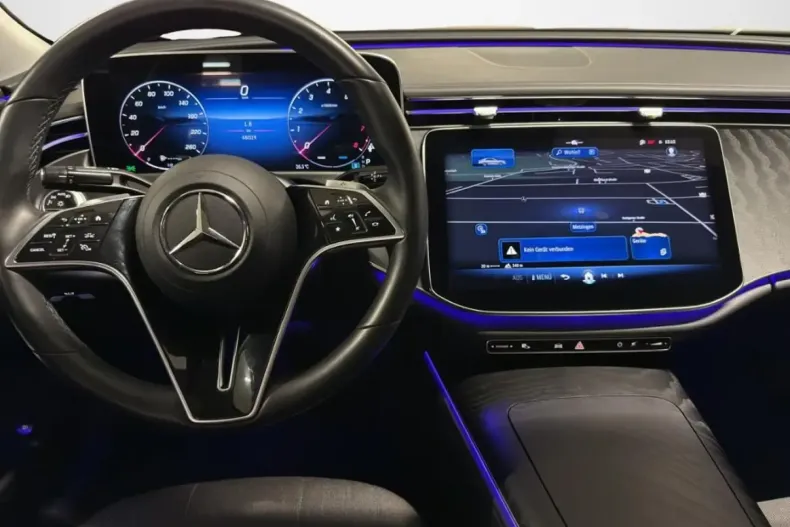 Mercedes-Benz E 200 din 2023 cu 48.024 km - oferta MER161849 - foto 11