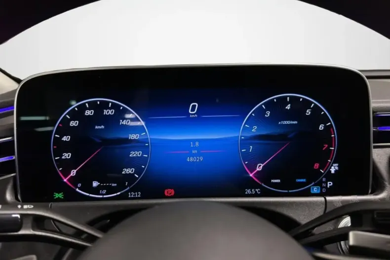 Mercedes-Benz E 200 din 2023 cu 48.024 km - oferta MER161849 - foto 14