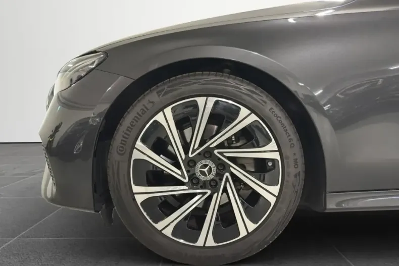 Mercedes-Benz E 200 din 2023 cu 48.024 km - oferta MER161849 - foto 19