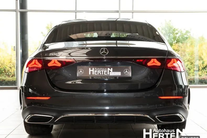 Mercedes-Benz E 300 din 2024 cu 10.916 km - oferta MER161850 - foto 4