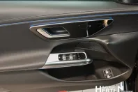 Mercedes-Benz E 300 din 2024 cu 10.916 km - oferta MER161850 - foto 9