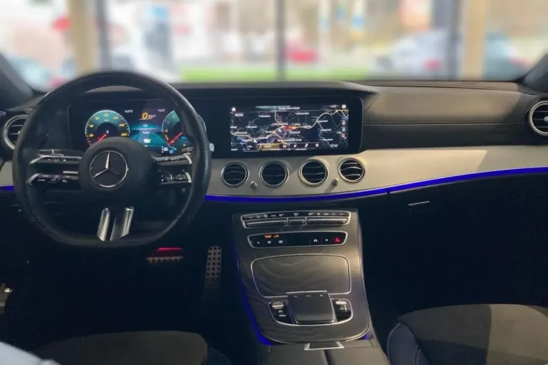 Mercedes-Benz E 300 din 2021 cu 76.403 km - oferta MER161852 - foto 10