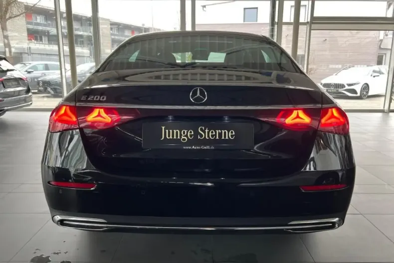 Mercedes-Benz E 200 din 2023 cu 50.000 km - oferta MER161853 - foto 5