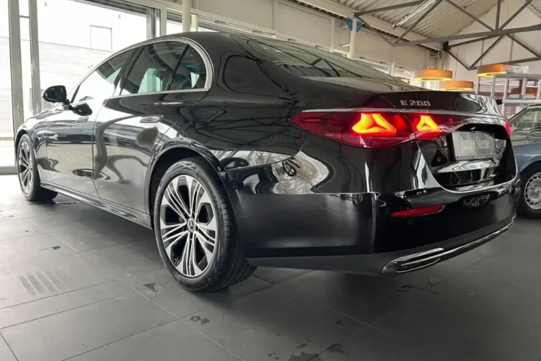 Mercedes-Benz E 200 din 2023 cu 50.000 km - oferta MER161853 - foto 6