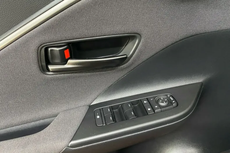 Toyota C-HR din 2025 cu 25.596 km - oferta TOY161859 - foto 20