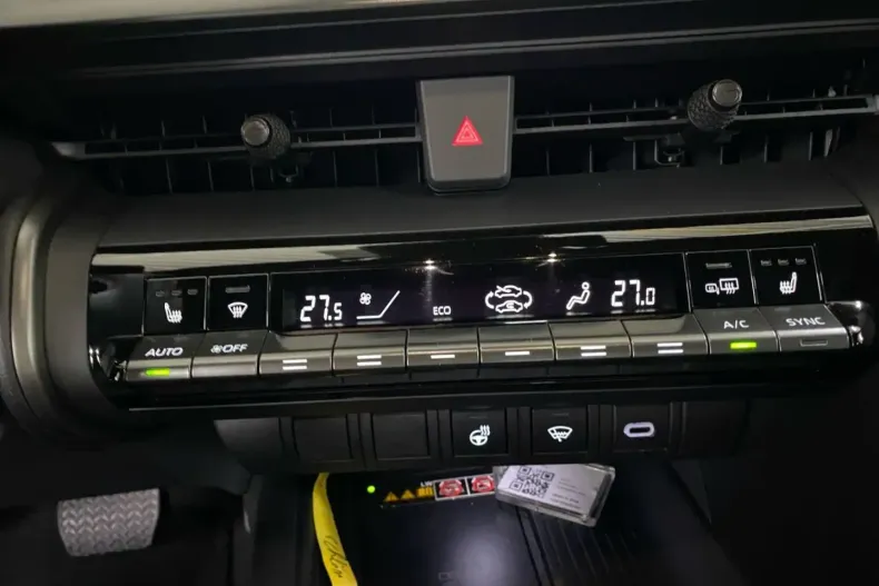 Toyota C-HR din 2025 cu 25.596 km - oferta TOY161859 - foto 25