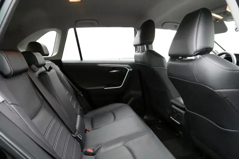 Toyota RAV4 din 2020 cu 66.265 km - oferta TOY161861 - foto 9