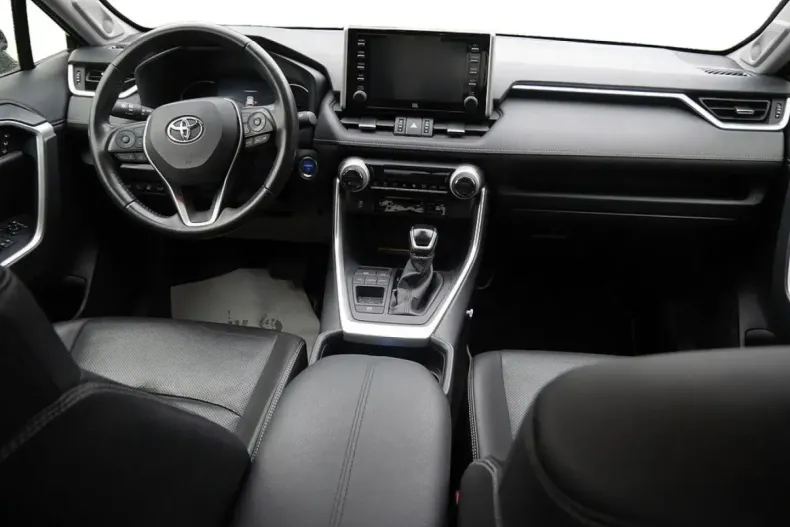 Toyota RAV4 din 2020 cu 66.265 km - oferta TOY161861 - foto 10