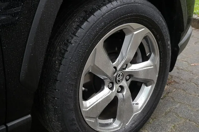 Toyota RAV4 din 2020 cu 66.265 km - oferta TOY161861 - foto 12