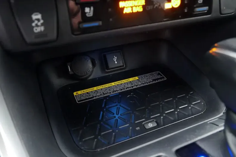 Toyota RAV4 din 2020 cu 66.265 km - oferta TOY161861 - foto 21