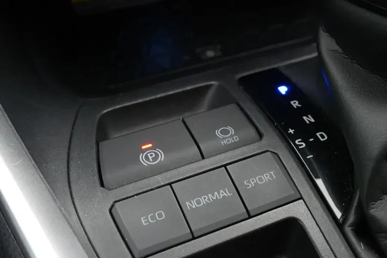 Toyota RAV4 din 2020 cu 66.265 km - oferta TOY161861 - foto 23