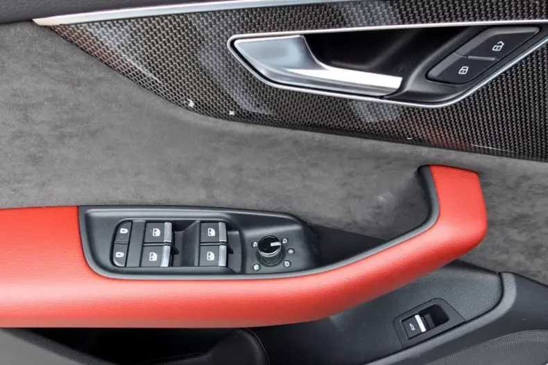 Audi SQ8 din 2022 cu 45.748 km - oferta AUD161868 - foto 12