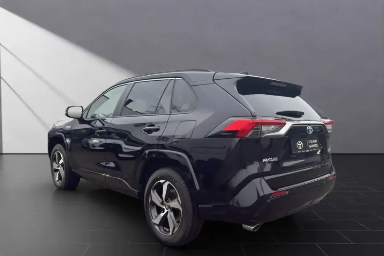 Toyota RAV4 din 2022 cu 62.692 km - oferta TOY161870 - foto 3