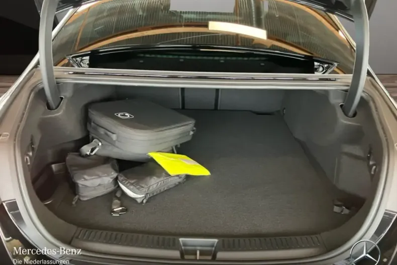 Mercedes-Benz E 300 din 2024 cu 14.900 km - oferta MER161874 - foto 16