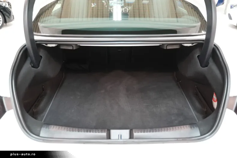 Mercedes-Benz CLA 180 din 2024 cu 18.600 km - oferta MER161875 - foto 21