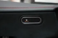 Mercedes-Benz CLA 180 din 2024 cu 18.600 km - oferta MER161875 - foto 26