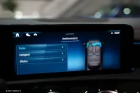 Mercedes-Benz CLA 180 din 2024 cu 18.600 km - oferta MER161875 - foto 35