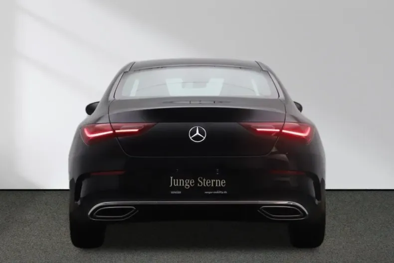 Mercedes-Benz CLA 180 din 2024 cu 6.417 km - oferta MER161876 - foto 4