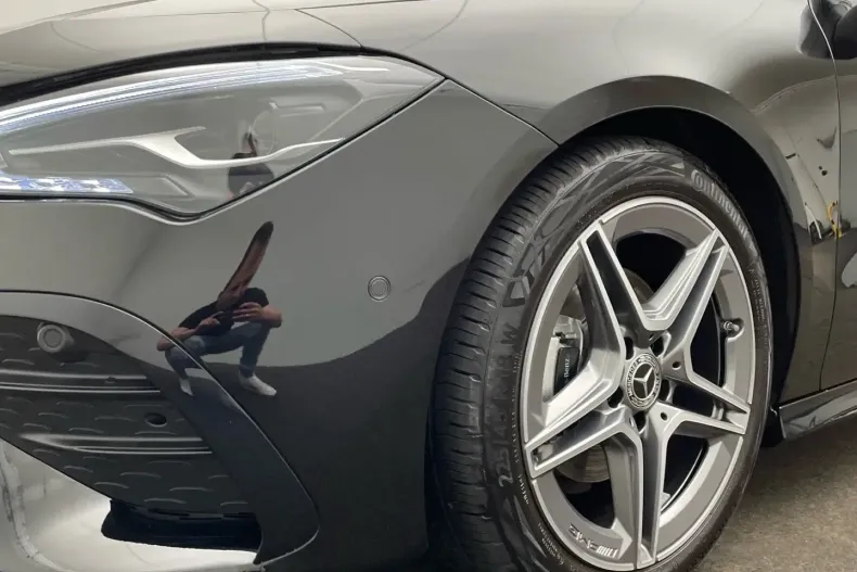 Mercedes-Benz CLA 180 din 2024 cu 6.417 km - oferta MER161876 - foto 5