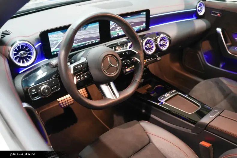 Mercedes-Benz CLA 180 din 2024 cu 13.200 km - oferta MER161877 - foto 8
