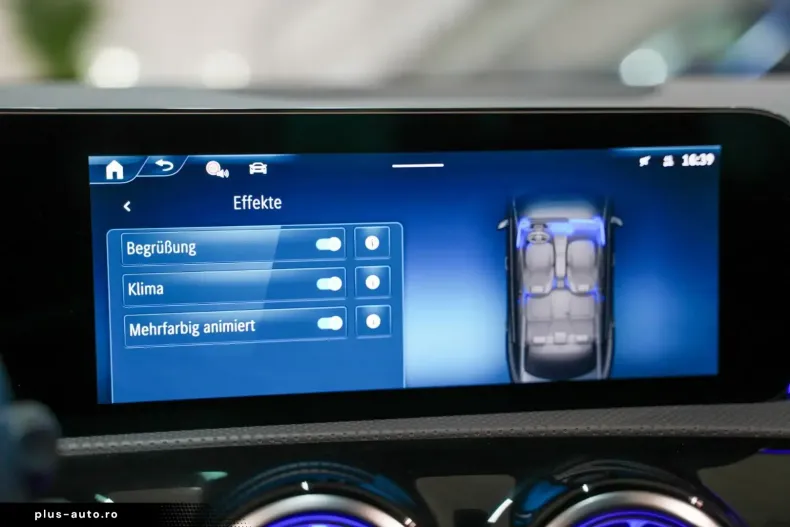 Mercedes-Benz CLA 180 din 2024 cu 13.200 km - oferta MER161877 - foto 27