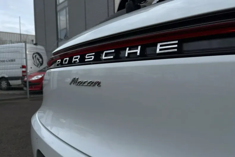 Porsche Macan din 2021 cu 59.228 km - oferta POR161880 - foto 20