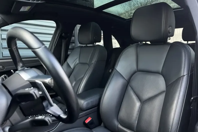 Porsche Macan din 2021 cu 45.280 km - oferta POR161882 - foto 5