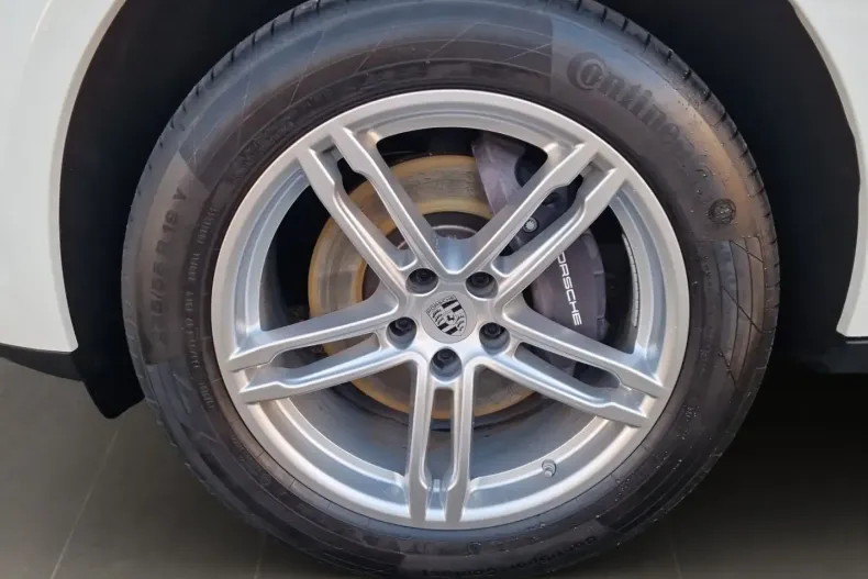 Porsche Macan din 2022 cu 59.928 km - oferta POR161883 - foto 19