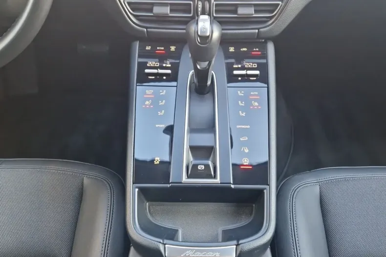 Porsche Macan din 2022 cu 68.894 km - oferta POR161884 - foto 13