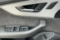 Audi Q8 din 2020 cu 92.260 km - oferta AUD161885 - foto 16