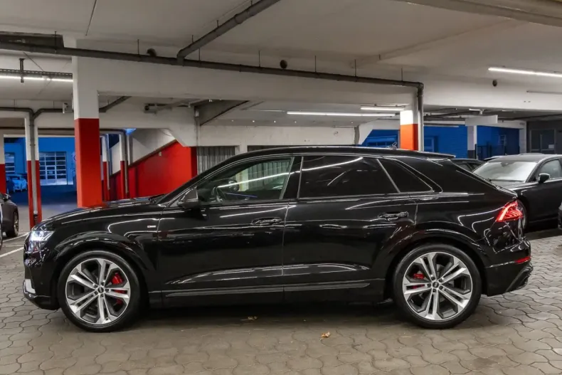 Audi Q8 din 2023 cu 63.480 km - oferta AUD161886 - foto 2
