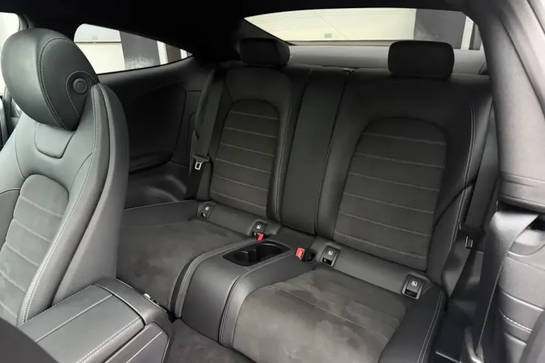 Mercedes-Benz C 300 din 2024 cu 23.000 km - oferta MER161887 - foto 14