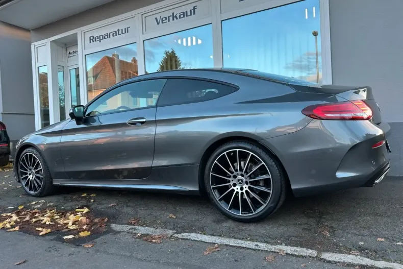 Mercedes-Benz C 300 din 2022 cu 61.977 km - oferta MER161892 - foto 3