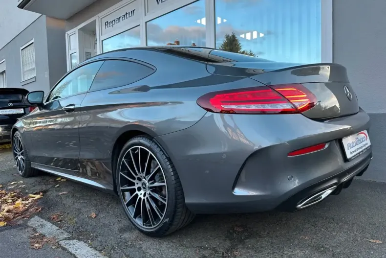 Mercedes-Benz C 300 din 2022 cu 61.977 km - oferta MER161892 - foto 4