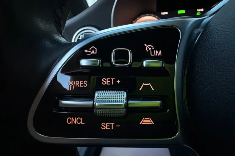 Mercedes-Benz C 300 din 2022 cu 61.977 km - oferta MER161892 - foto 26