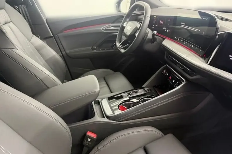 Audi Q5 din 2025 cu 8.999 km - oferta AUD161894 - foto 15