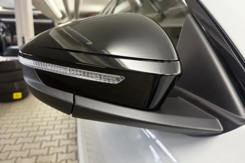 Audi Q5 din 2025 cu 8.999 km - oferta AUD161894 - foto 16